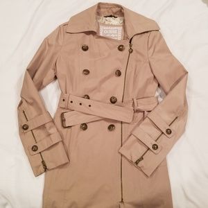 Beige Guess trench coat
